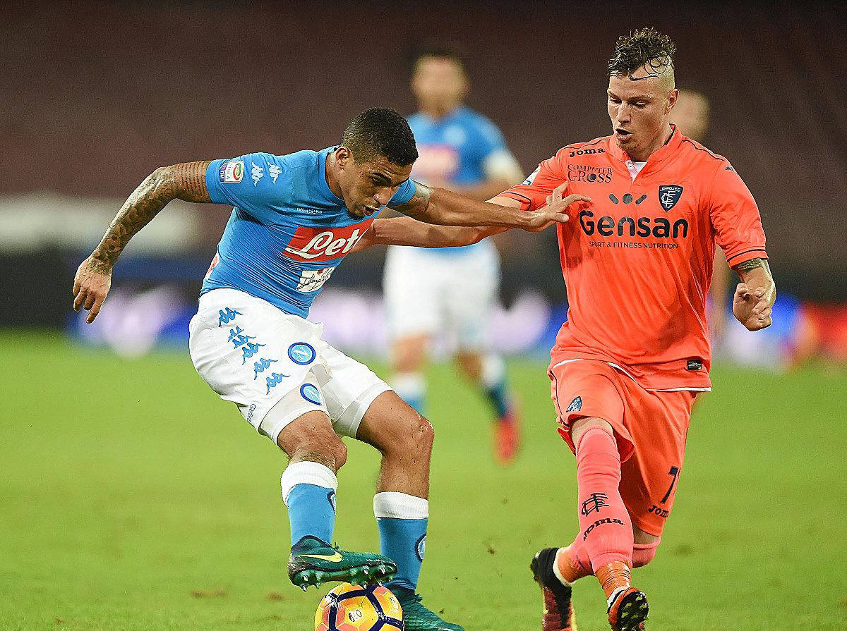 佛罗伦萨主场击败卡利亚里,喜迎胜利 佛罗伦萨主场击败卡利亚里,喜迎胜利