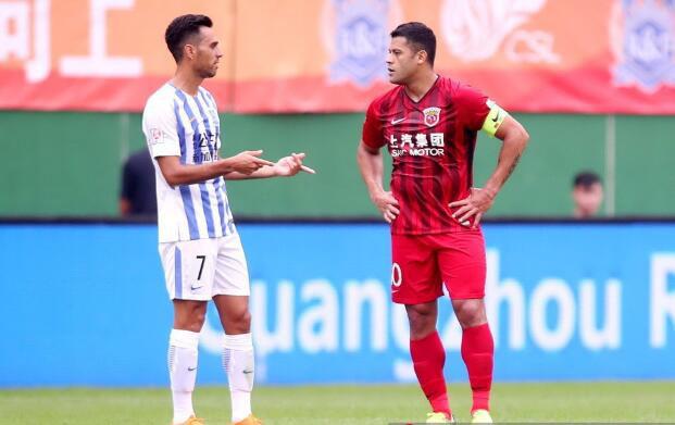 富力主场不敌上港,保级前景堪忧 富力主场不敌上港,保级前景堪忧