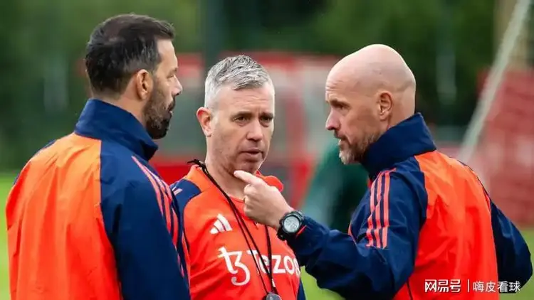 乐鱼官方网站-曼联客场输球，传言球队将换帅