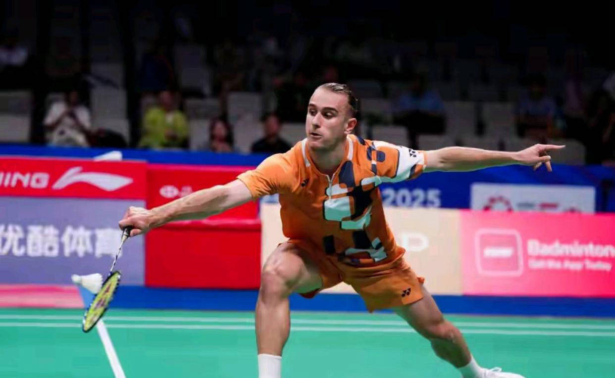 中国羽毛球队险胜法国羽毛球队,安赛龙制霸全场 中国羽毛球队险胜法国羽毛球队,安赛龙制霸全场